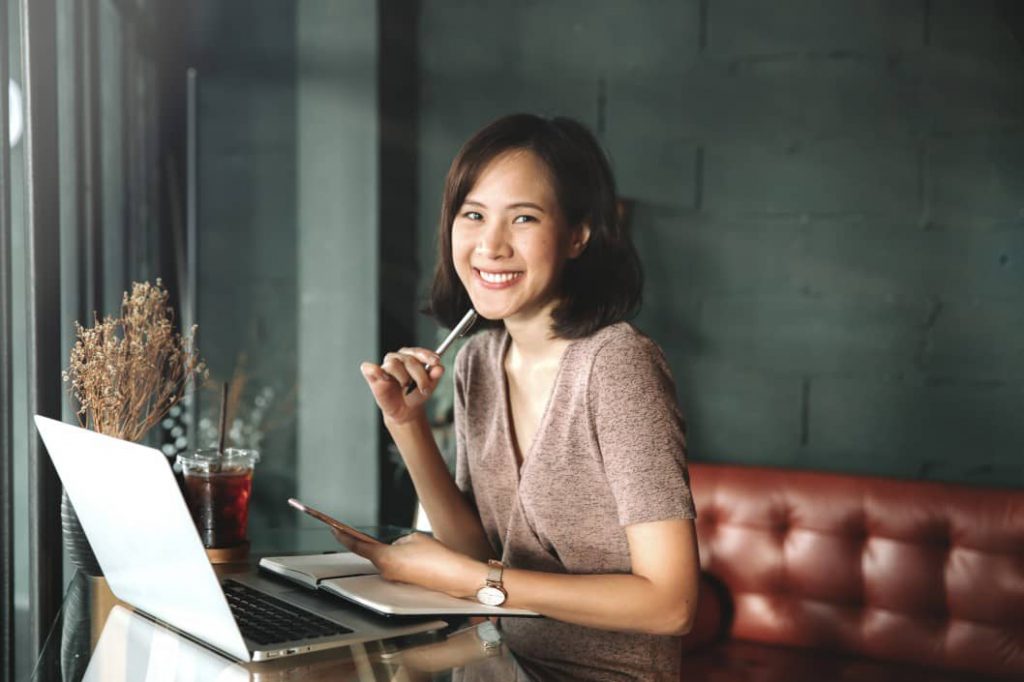 Professional preparing for her industry networking event.