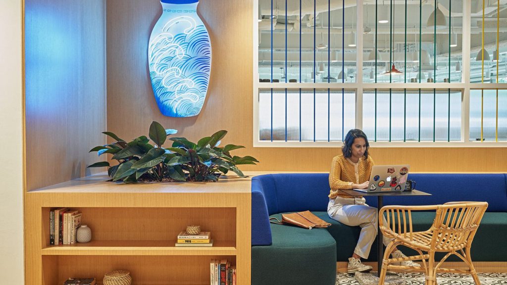 wework hot desk